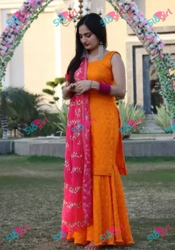 Call Girls Aarohi from AreoCity